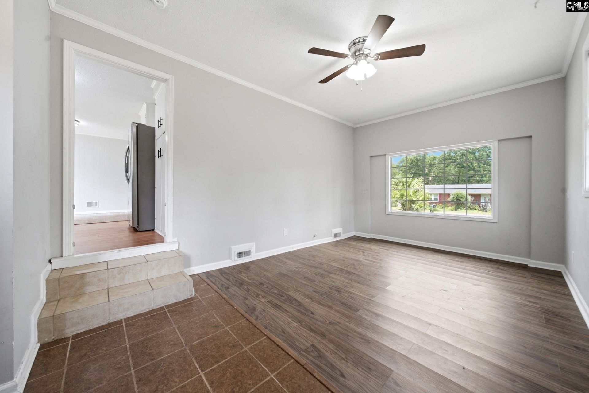 220 Westgate Drive Photo 22