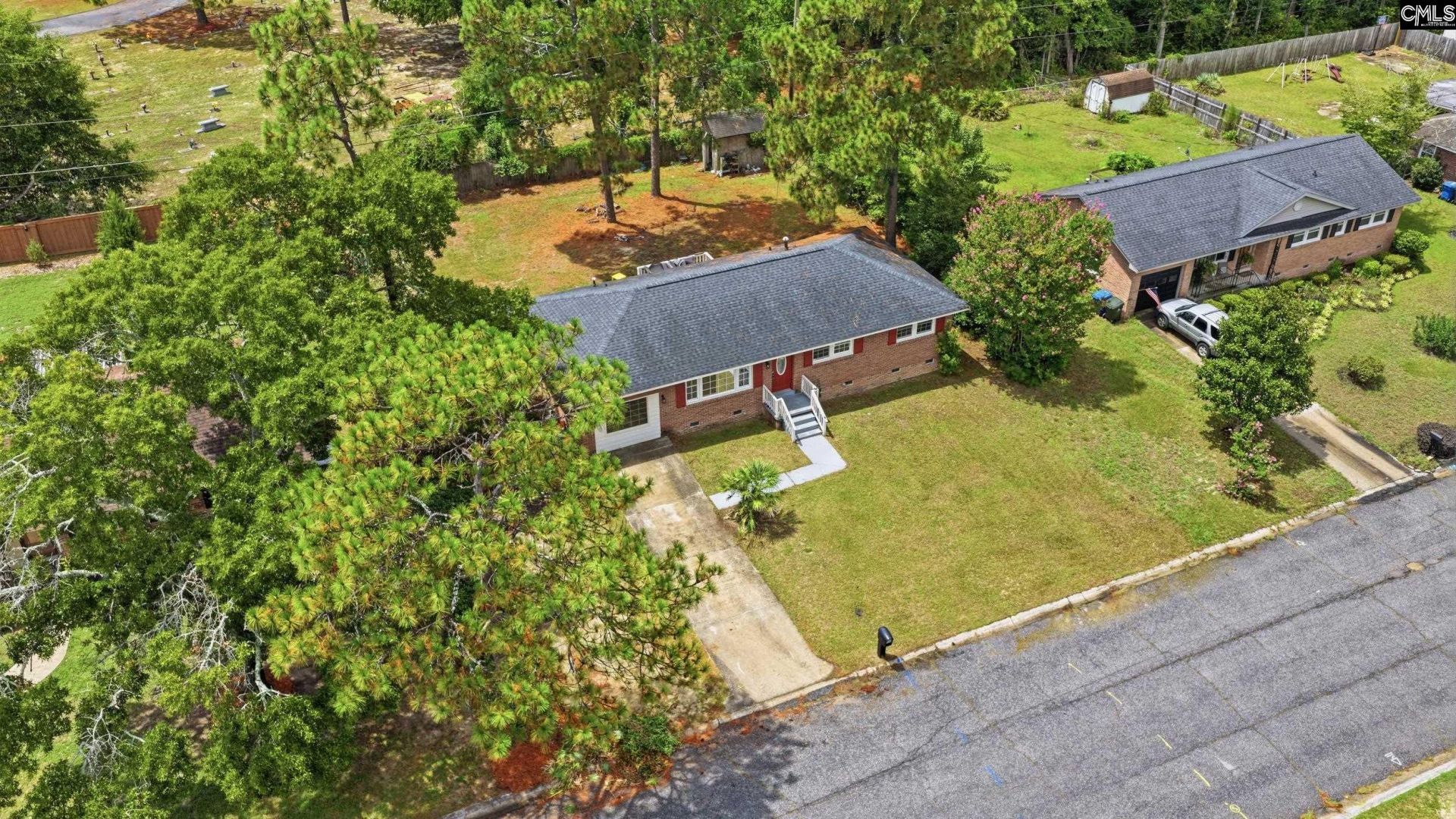 220 Westgate Drive Photo 27