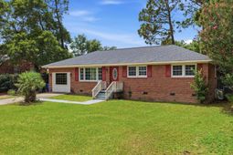 220 Westgate Drive photo 4