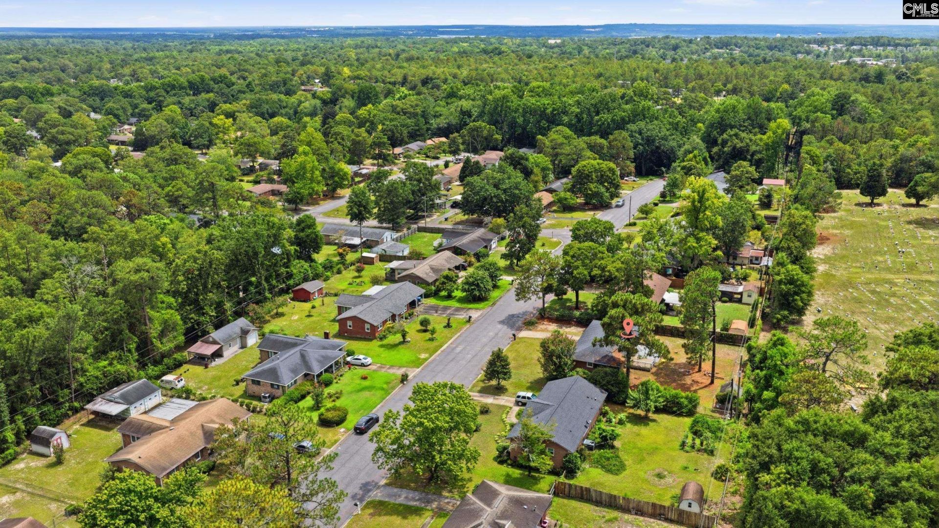 220 Westgate Drive Photo 32