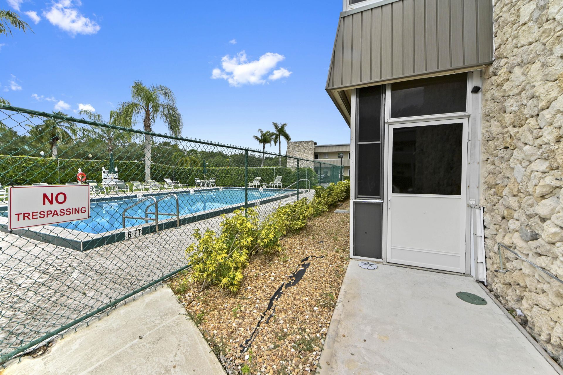 126 Sparrow Drive, Unit 22A, Royal Palm Beach, FL 33411 Photo