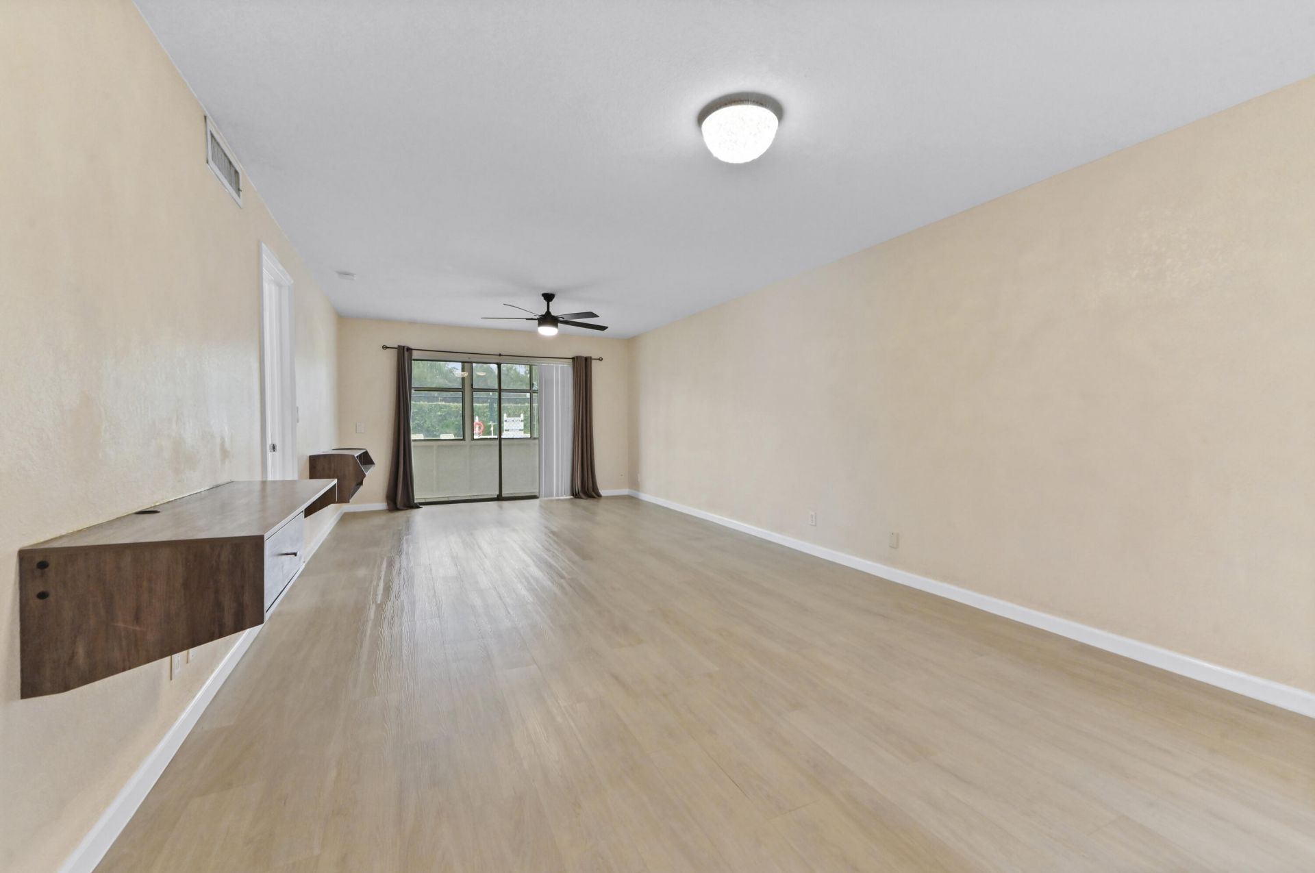126 Sparrow Drive, Unit 22A, Royal Palm Beach, FL 33411 Photo