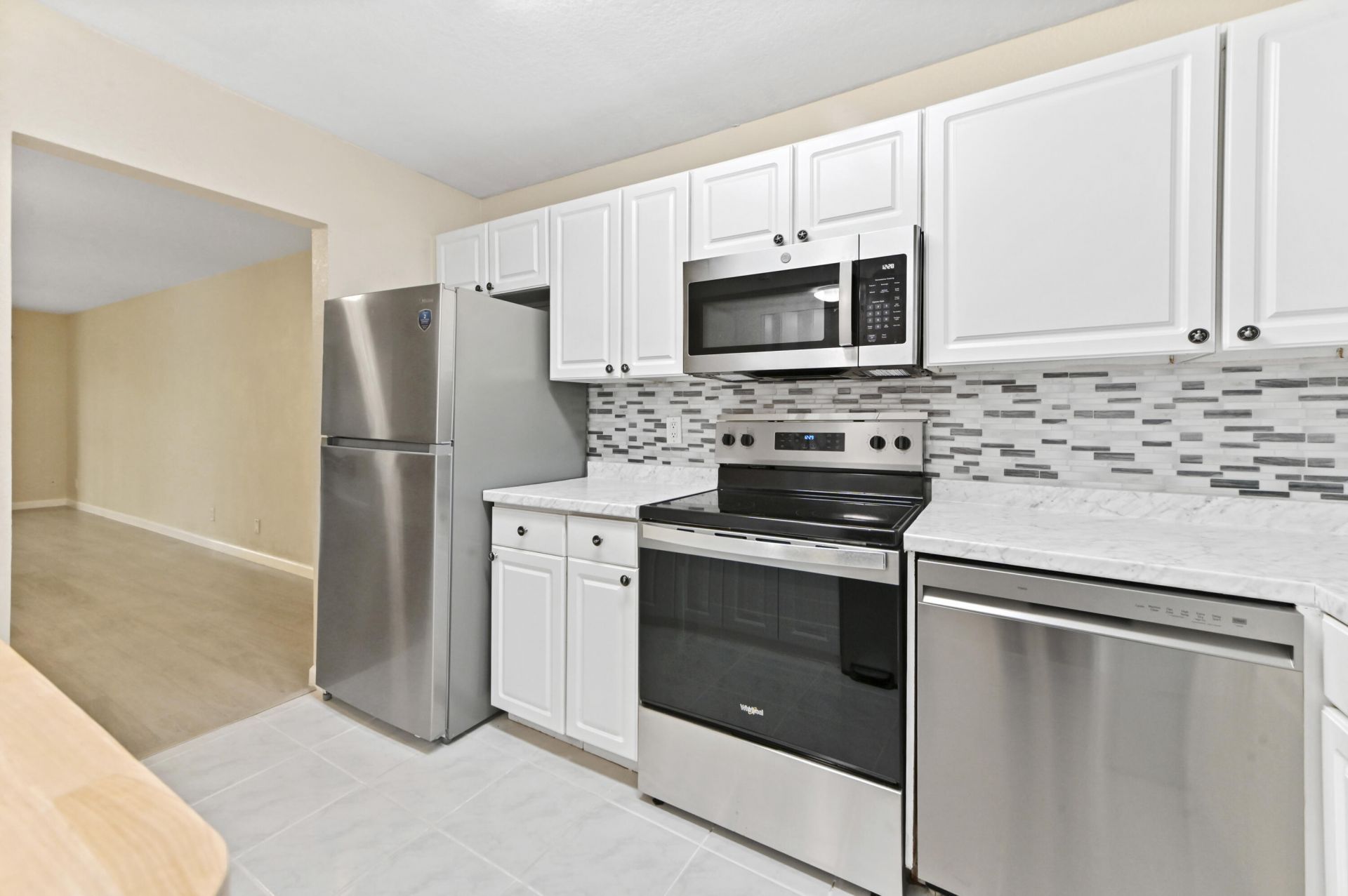 126 Sparrow Drive, Unit 22A, Royal Palm Beach, FL 33411 Photo