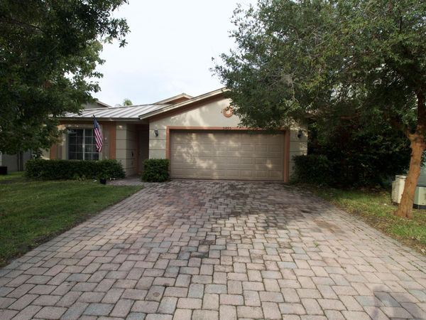 5495 SE Graham Drive, Stuart, FL 34997
