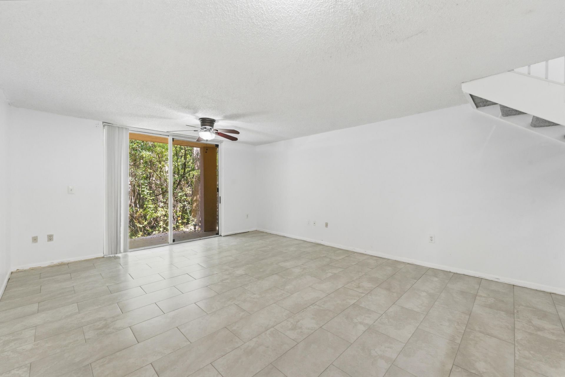 1100 Scotia Drive, Unit 102, Hypoluxo, FL 33462 Photo