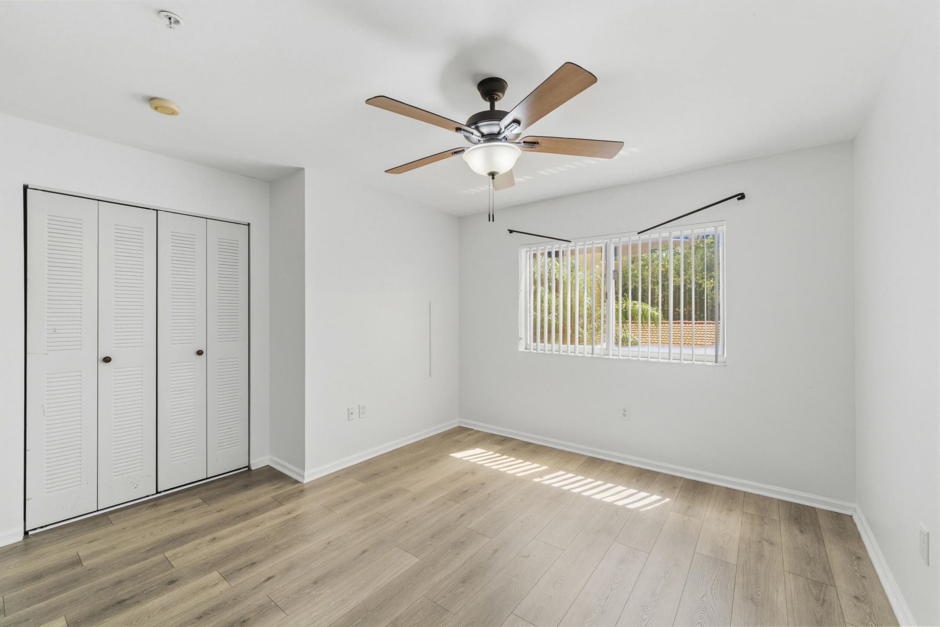 1100 Scotia Drive, Unit 102, Hypoluxo, FL 33462 Photo