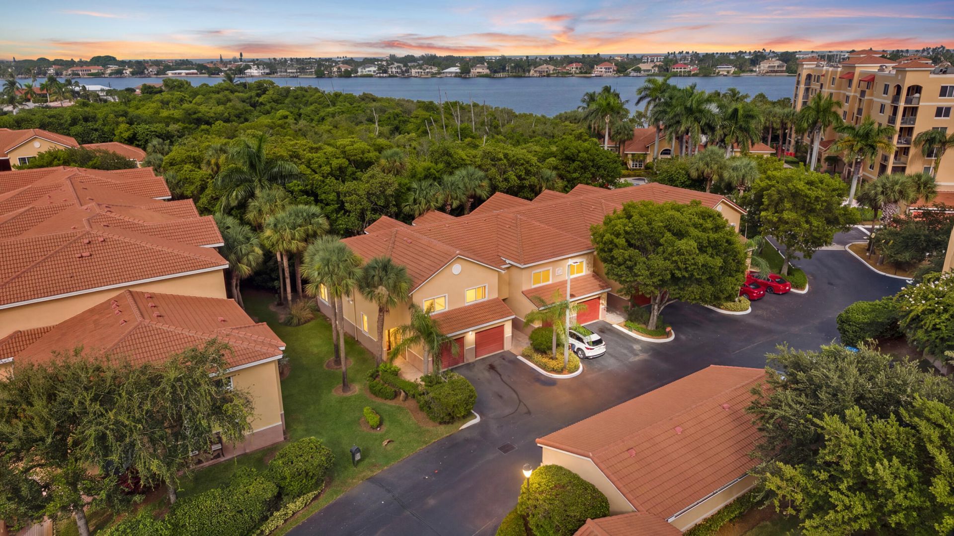 1100 Scotia Drive, Unit 102, Hypoluxo, FL 33462 Photo