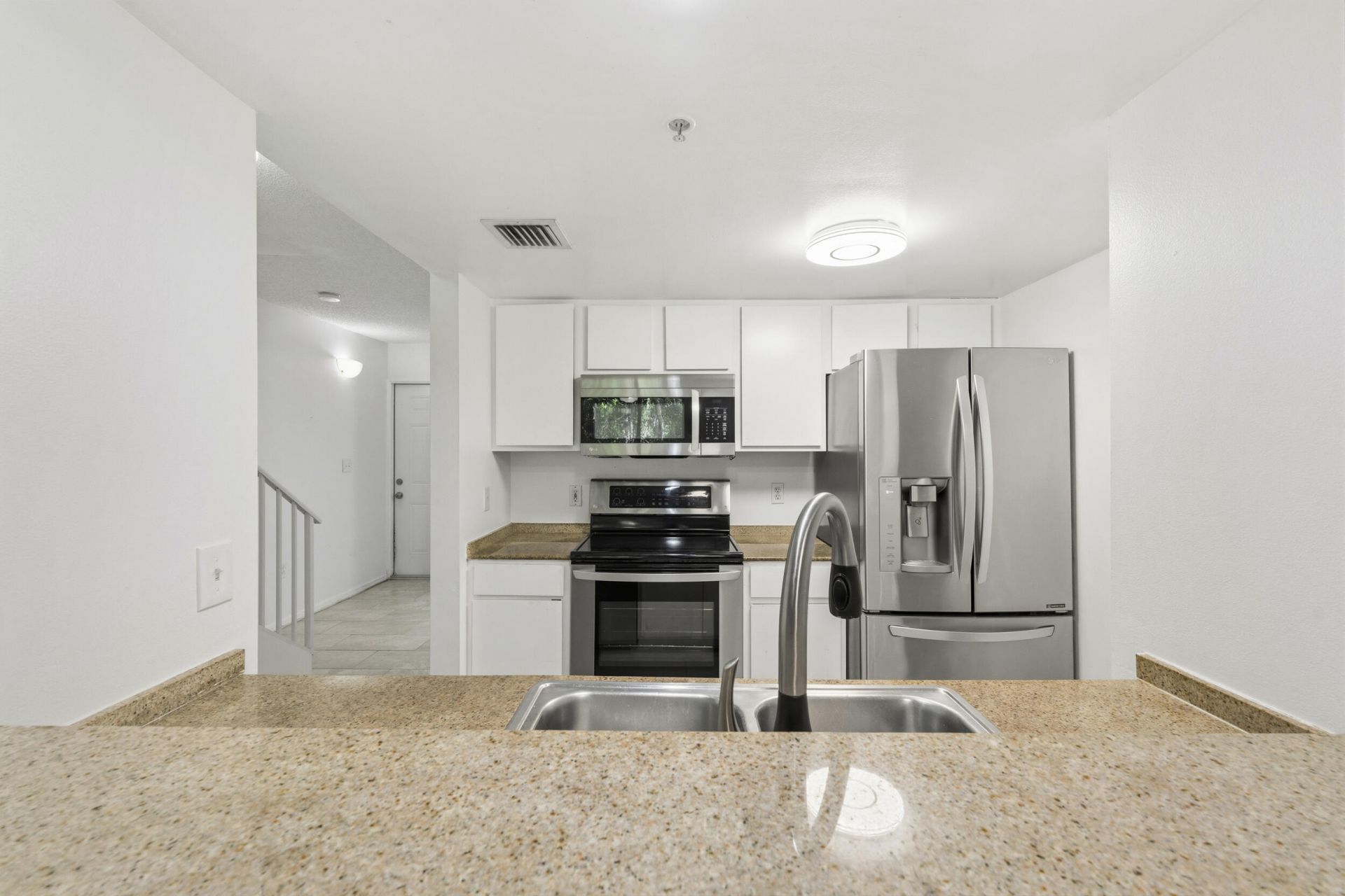 1100 Scotia Drive, Unit 102, Hypoluxo, FL 33462 Photo