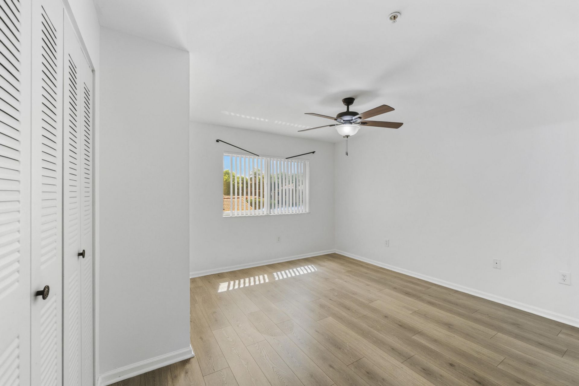 1100 Scotia Drive, Unit 102, Hypoluxo, FL 33462 Photo
