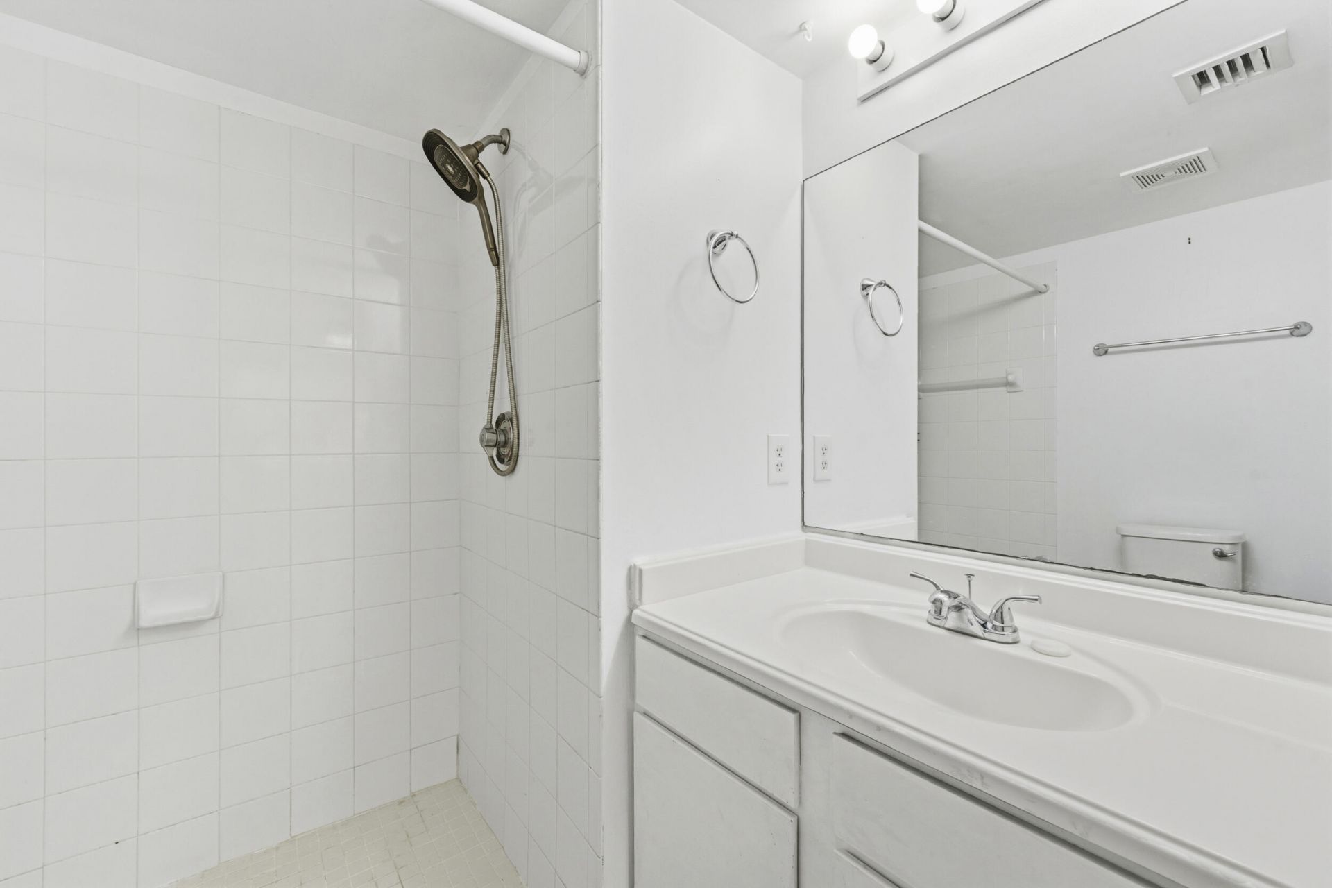 1100 Scotia Drive, Unit 102, Hypoluxo, FL 33462 Photo