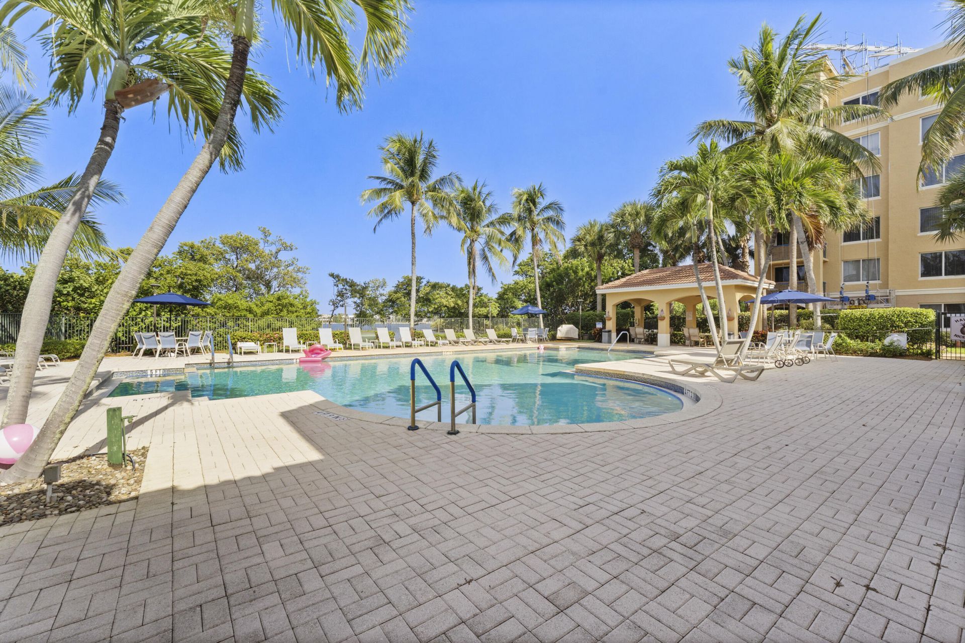 1100 Scotia Drive, Unit 102, Hypoluxo, FL 33462 Photo