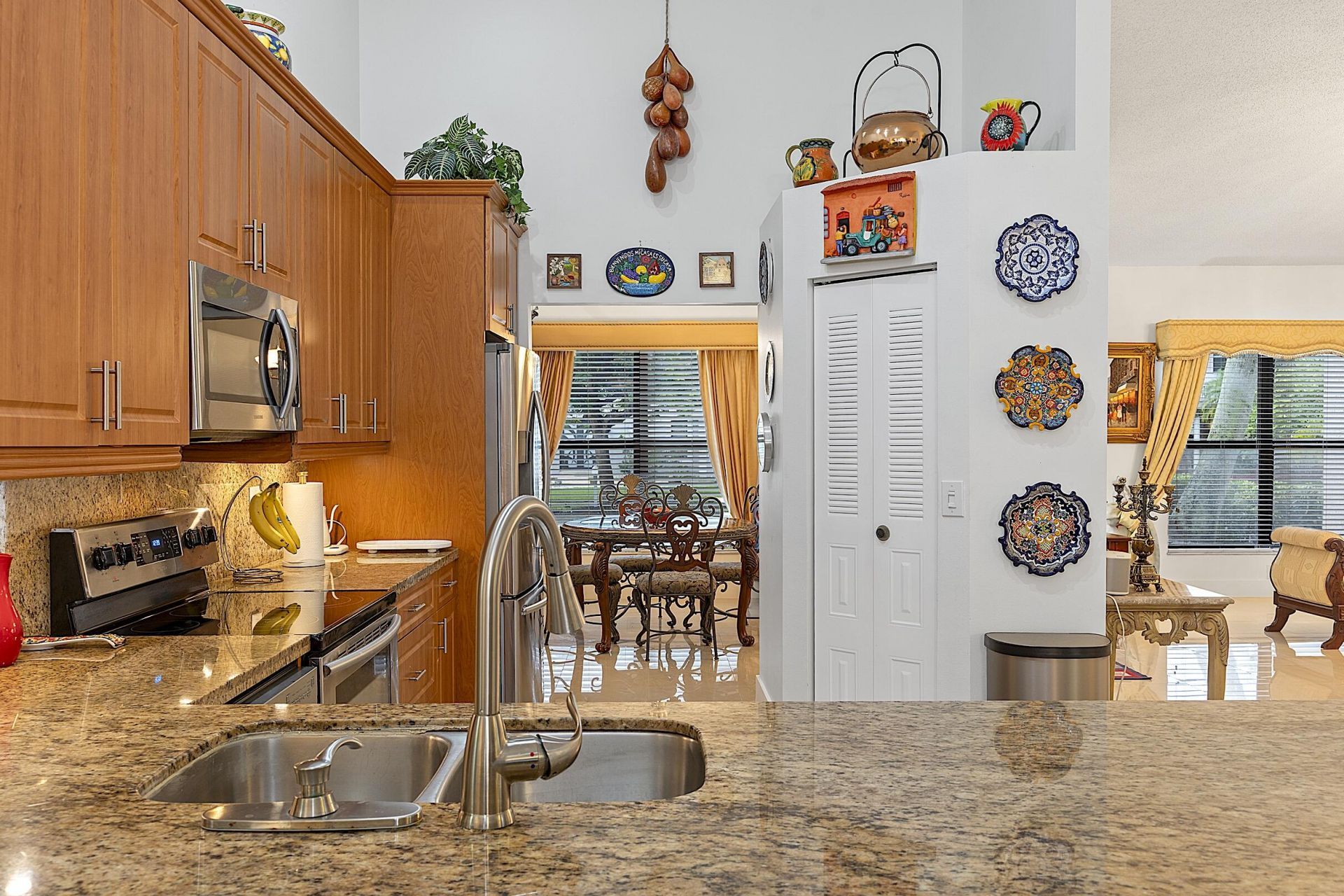 761 Greenbriar Avenue, Davie, FL 33325 Photo
