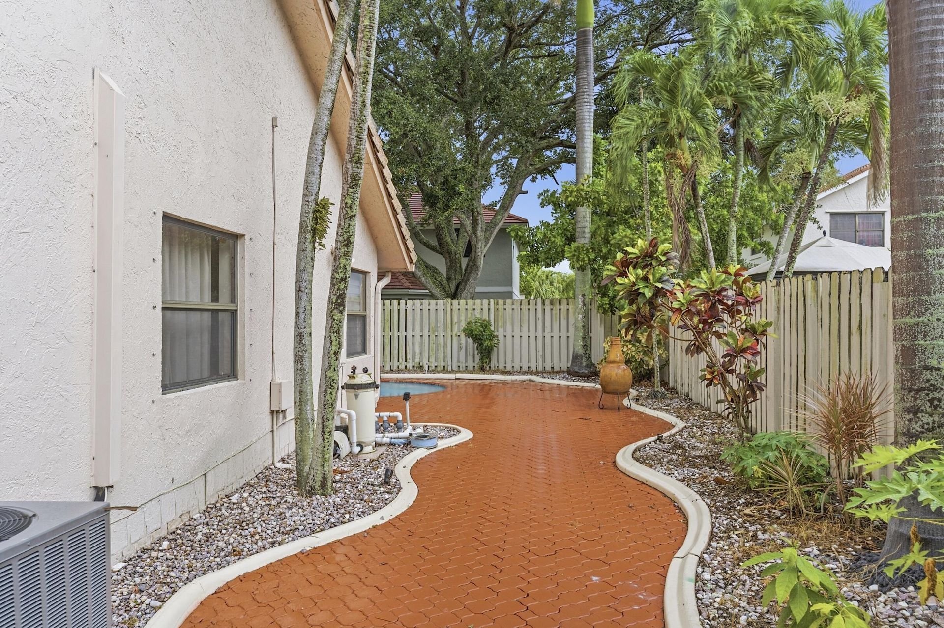 761 Greenbriar Avenue, Davie, FL 33325 Photo