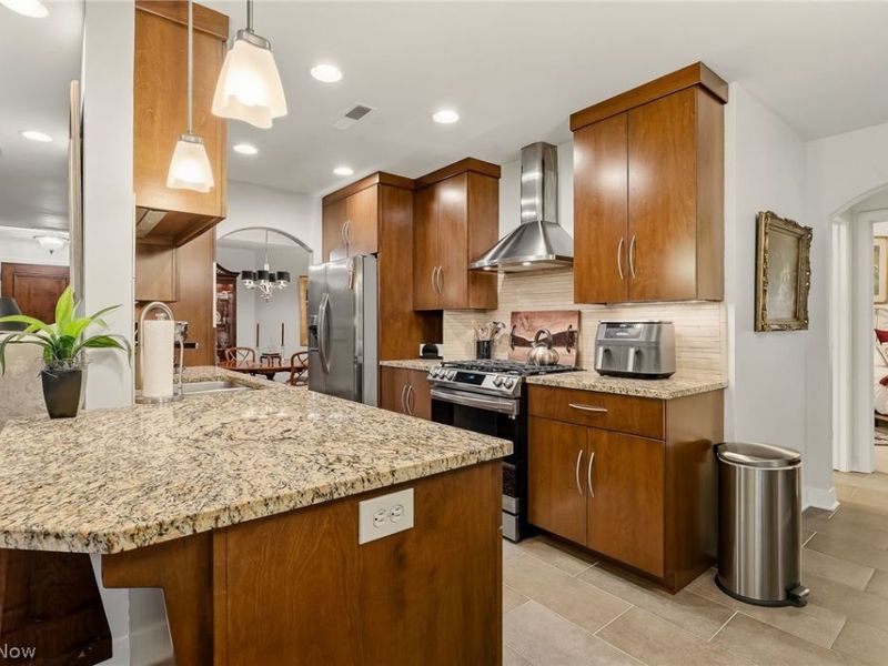1466 S Main Street , Unit 103, North Canton, OH 44720 Photo 18