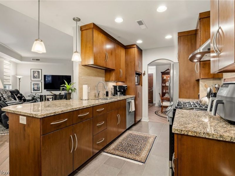 1466 S Main Street , Unit 103, North Canton, OH 44720 Photo 19