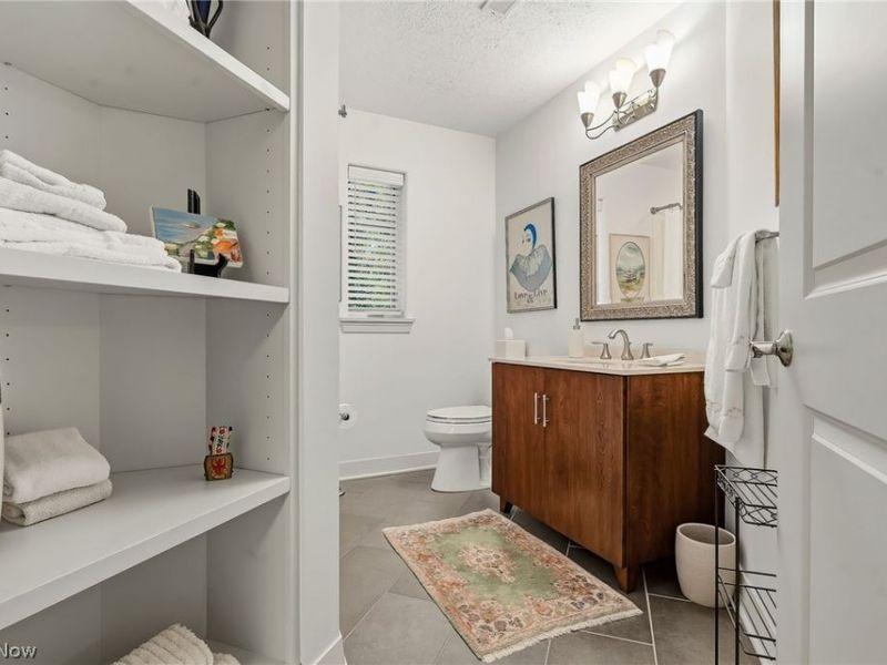 1466 S Main Street , Unit 103, North Canton, OH 44720 Photo 25