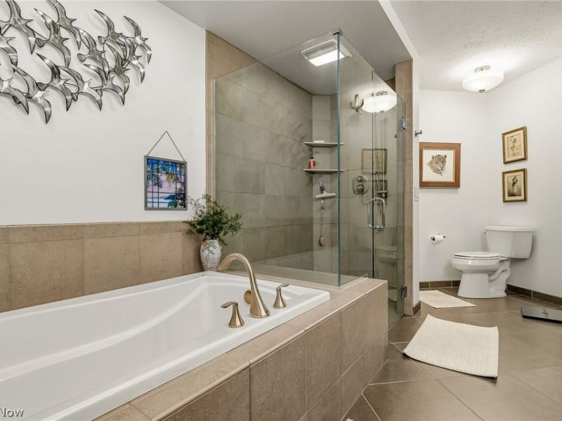 1466 S Main Street , Unit 103, North Canton, OH 44720 Photo 30