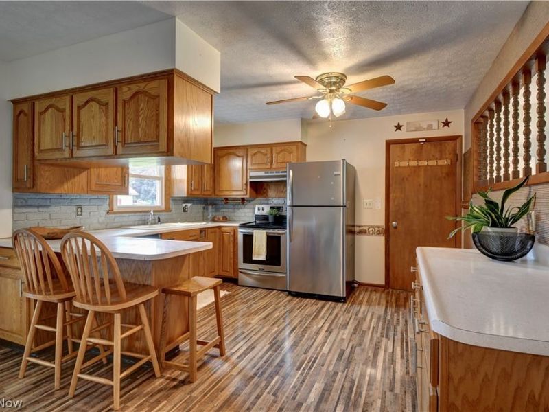 4216 Schumacher Hollow Road SE, New Philadelphia, OH 44663 Photo 6