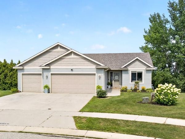 601 3rd Street NE, Byron, MN 55920