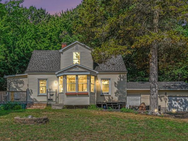 14525 Lakeshore Avenue, Grand Haven, MI 49417