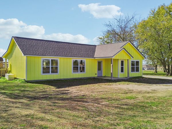 2152 E 430 Road, Adair, OK 74330