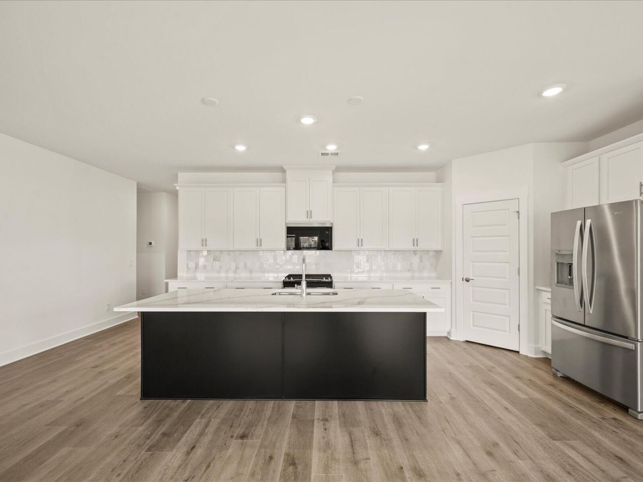 445 Radiant Blue Way Photo 11