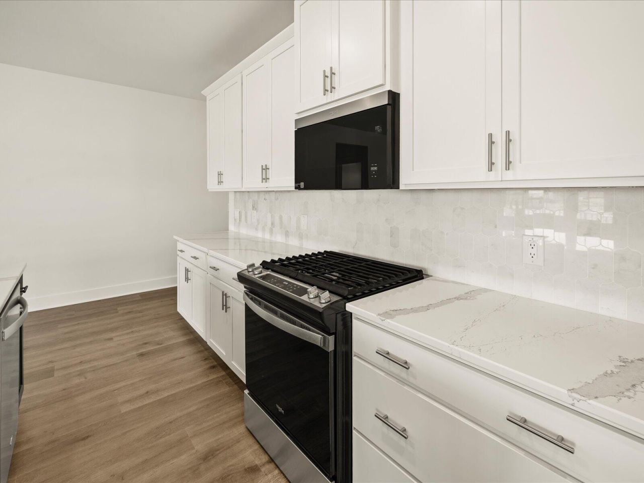 445 Radiant Blue Way Photo 12