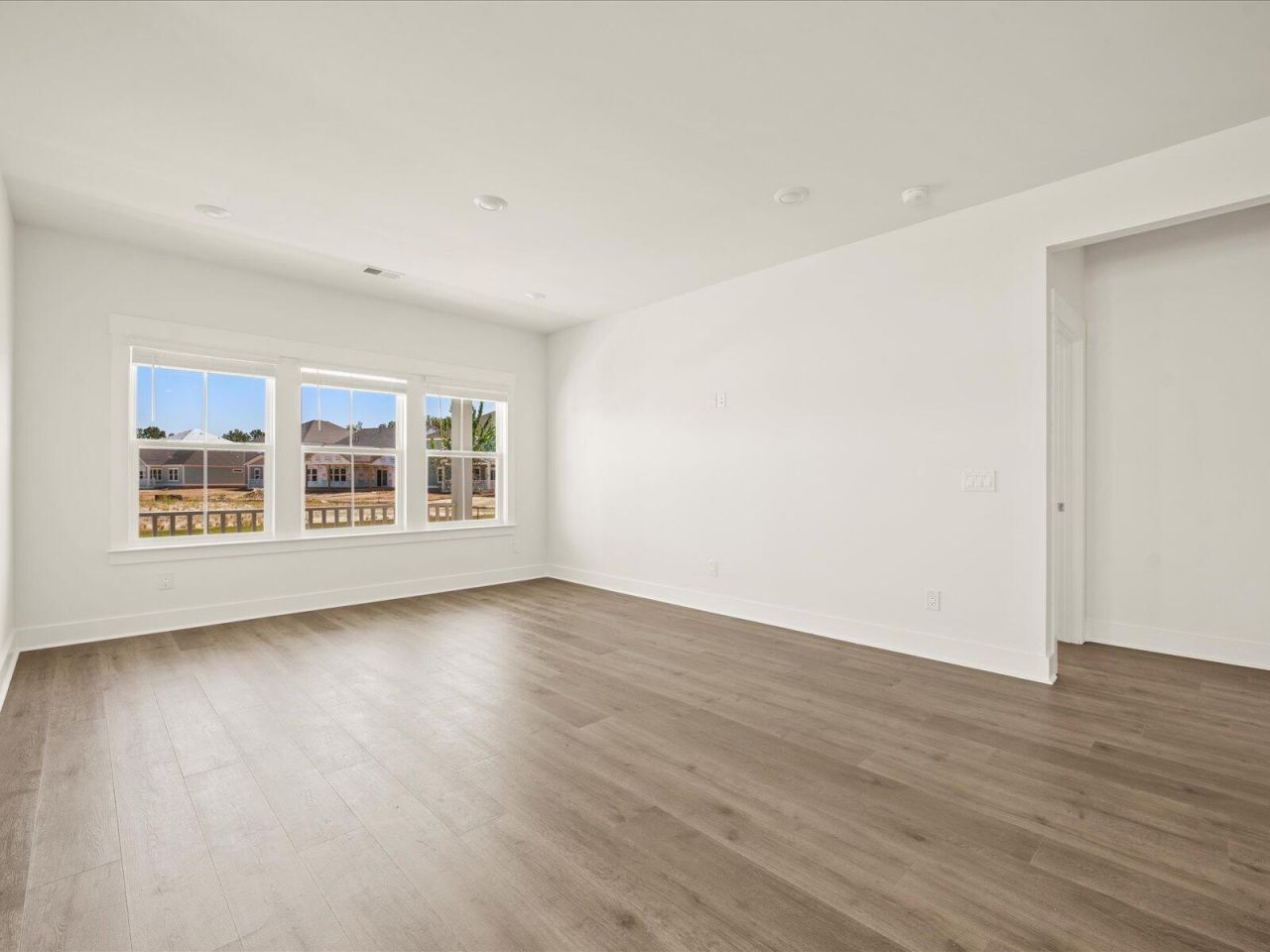 445 Radiant Blue Way Photo 17