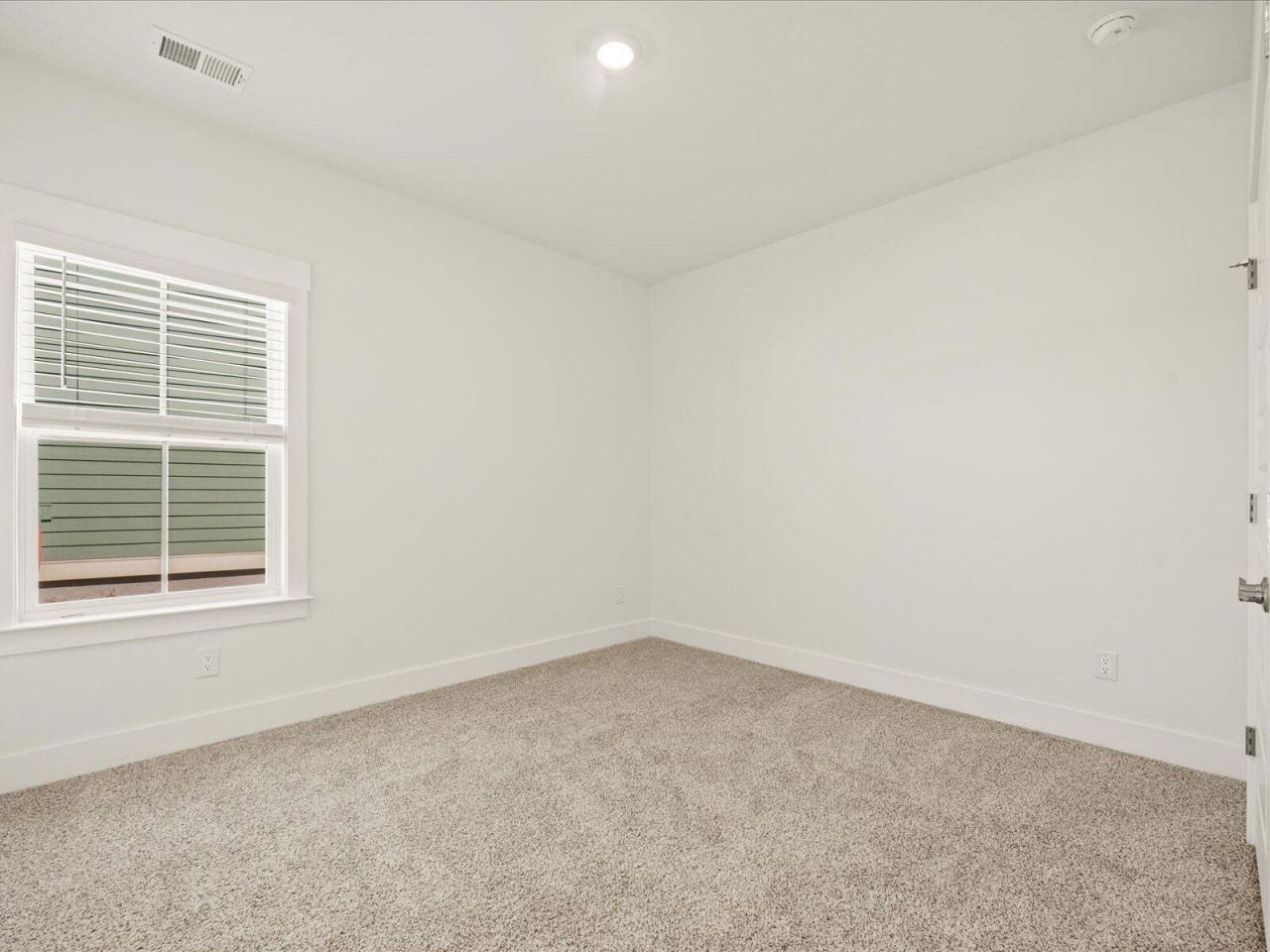 445 Radiant Blue Way Photo 26