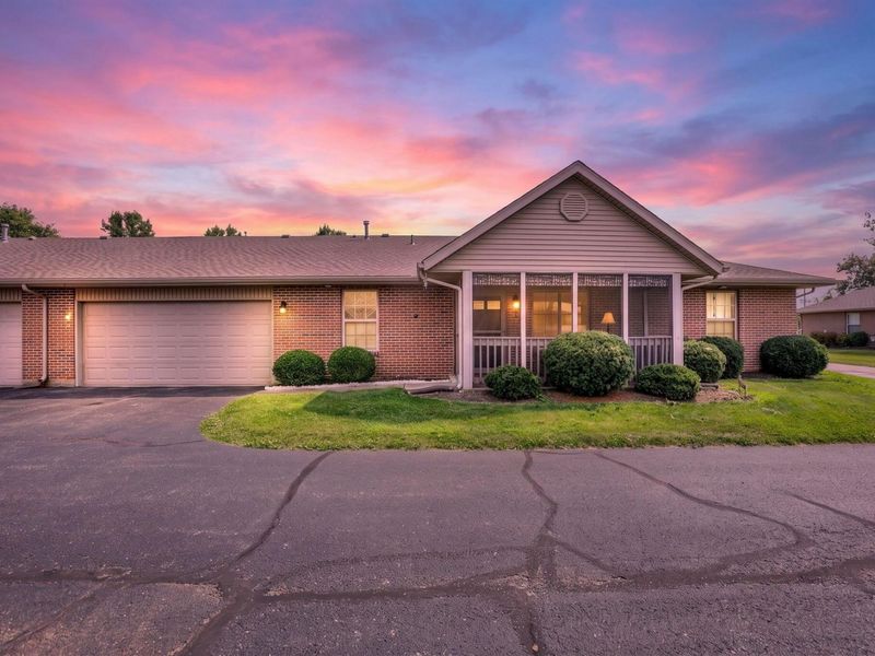 102 Foster Drive , Thornville, OH 43076 Photo 1
