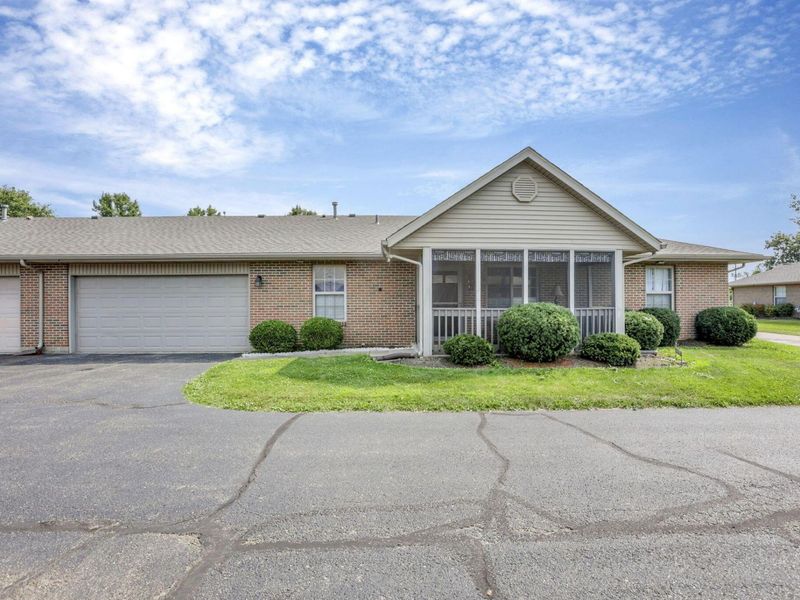102 Foster Drive , Thornville, OH 43076 Photo 2