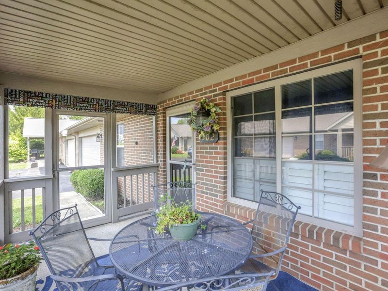 102 Foster Drive , Thornville, OH 43076 Photo 8