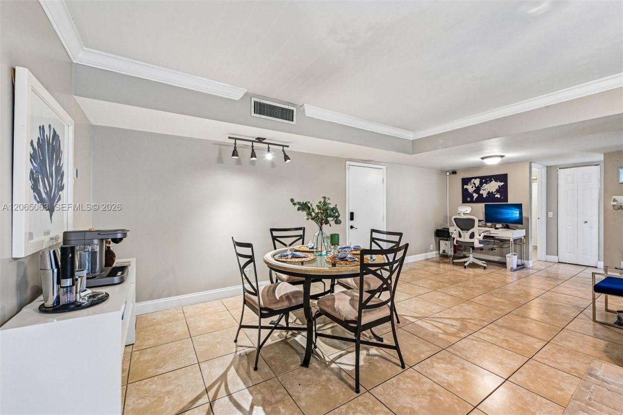 2830 Riverside Dr, Unit 103-3, Coral Springs, FL 33065 Photo