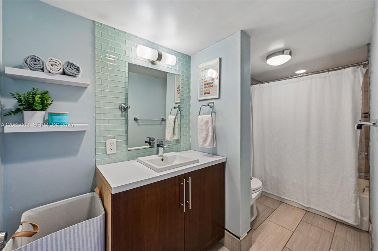 2830 Riverside Dr, Unit 103-3, Coral Springs, FL 33065 Photo