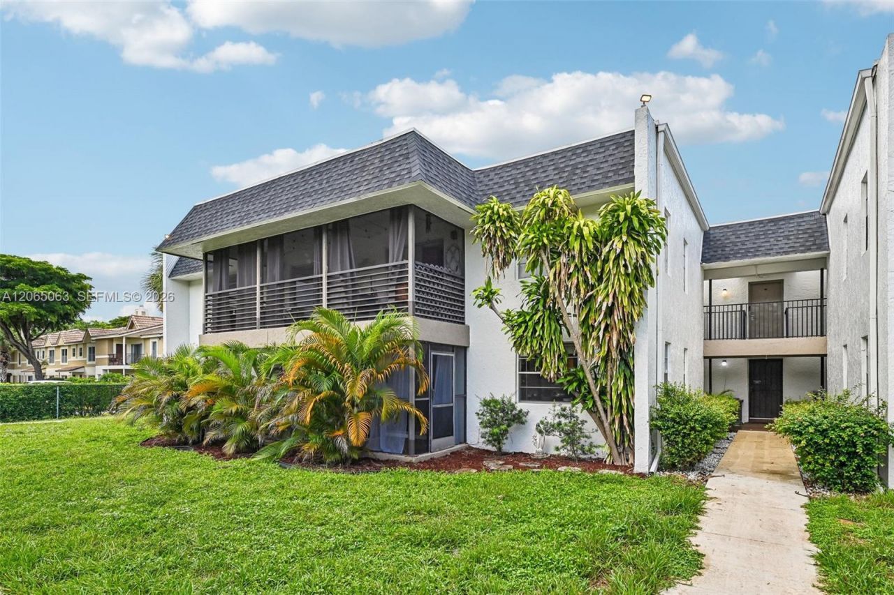 2830 Riverside Dr, Unit 103-3, Coral Springs, FL 33065 Photo