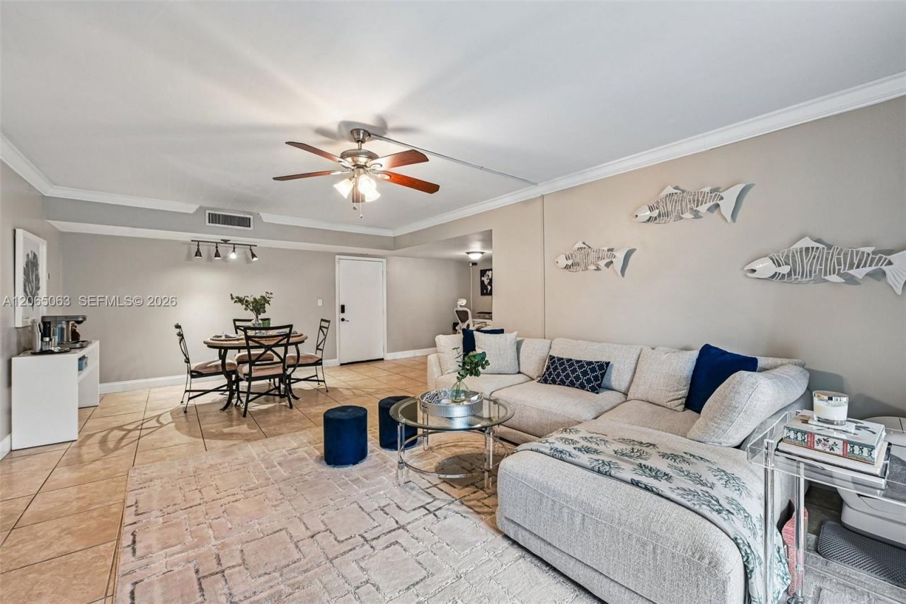 2830 Riverside Dr, Unit 103-3, Coral Springs, FL 33065 Photo