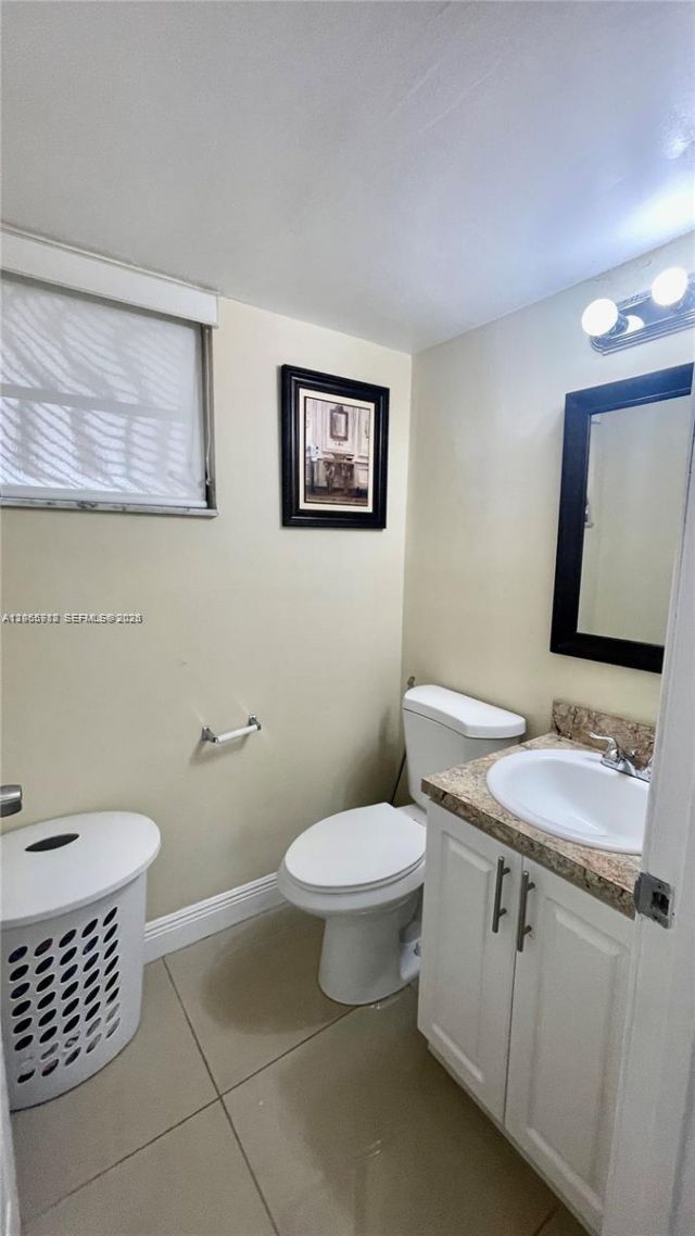 8850 Fontainebleau Blvd, Unit 401, Miami, FL 33172 Photo