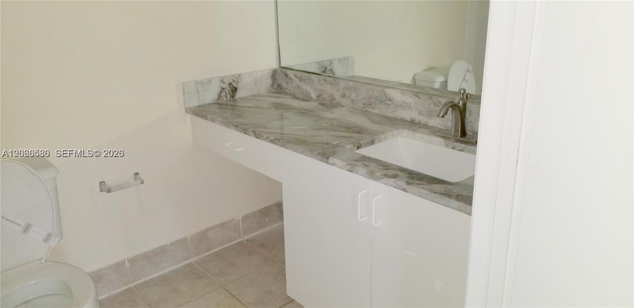 4195 N Haverhill Rd, Unit 303, West Palm Beach, FL 33417 Photo