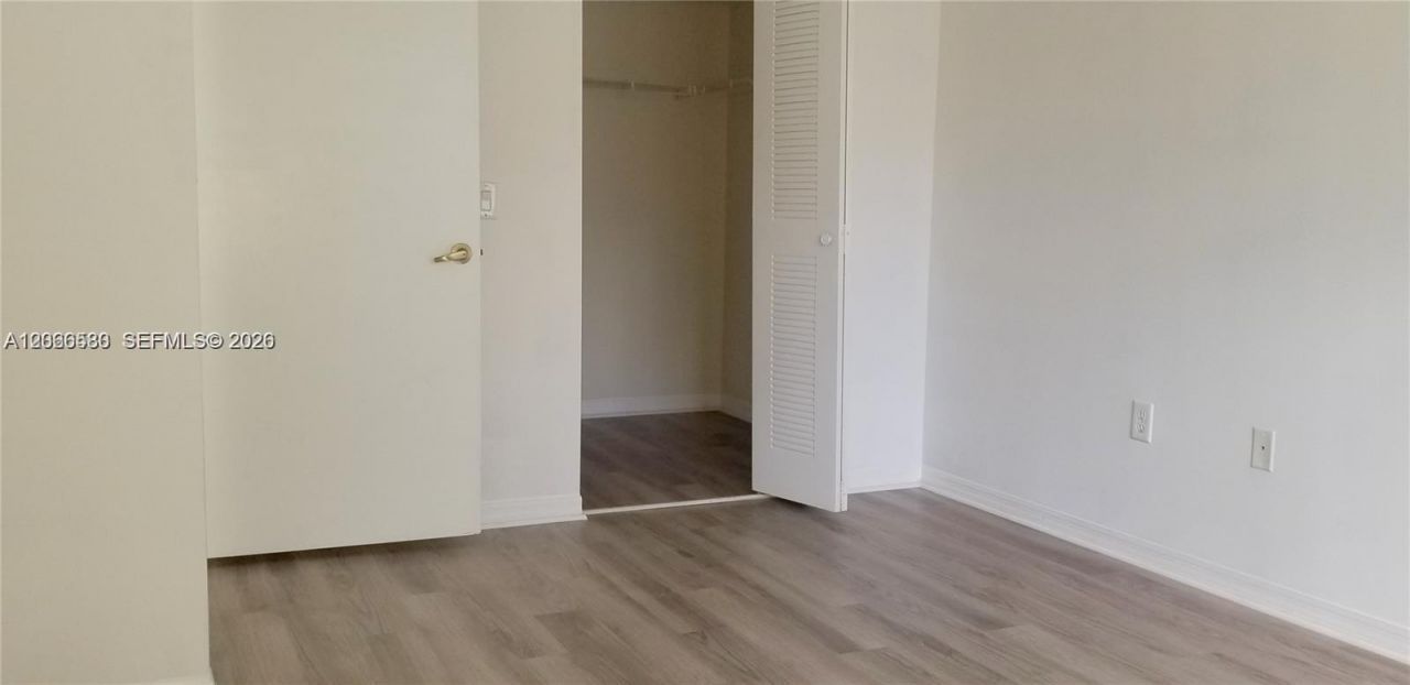 4195 N Haverhill Rd, Unit 303, West Palm Beach, FL 33417 Photo