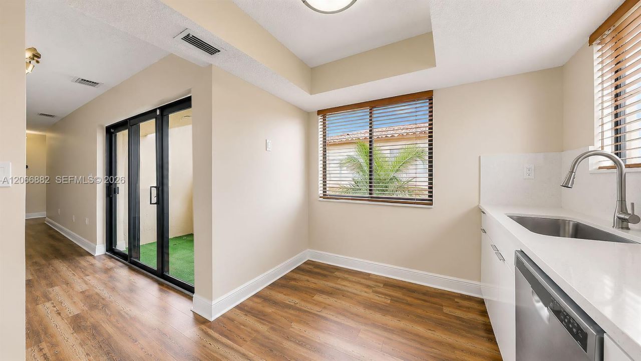 11830 SW 80th St , Unit 427, Miami, FL 33183 Photo
