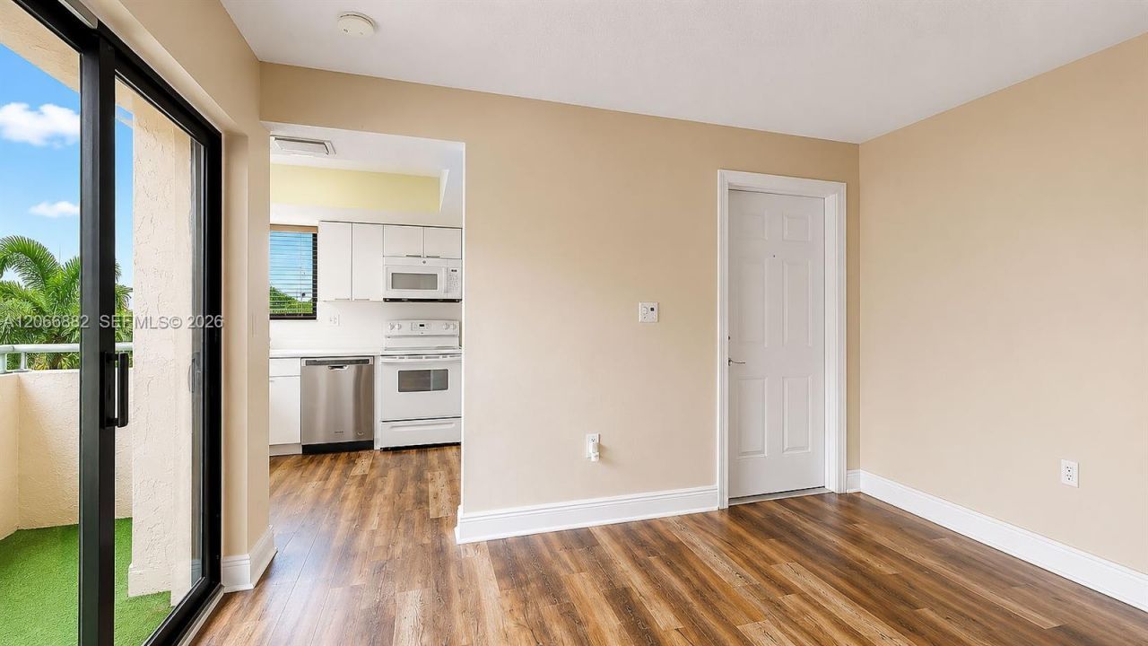 11830 SW 80th St , Unit 427, Miami, FL 33183 Photo
