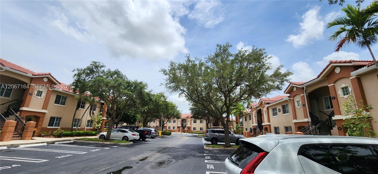 3478 Briar Bay Blvd , Unit 106, West Palm Beach, FL 33411 Photo