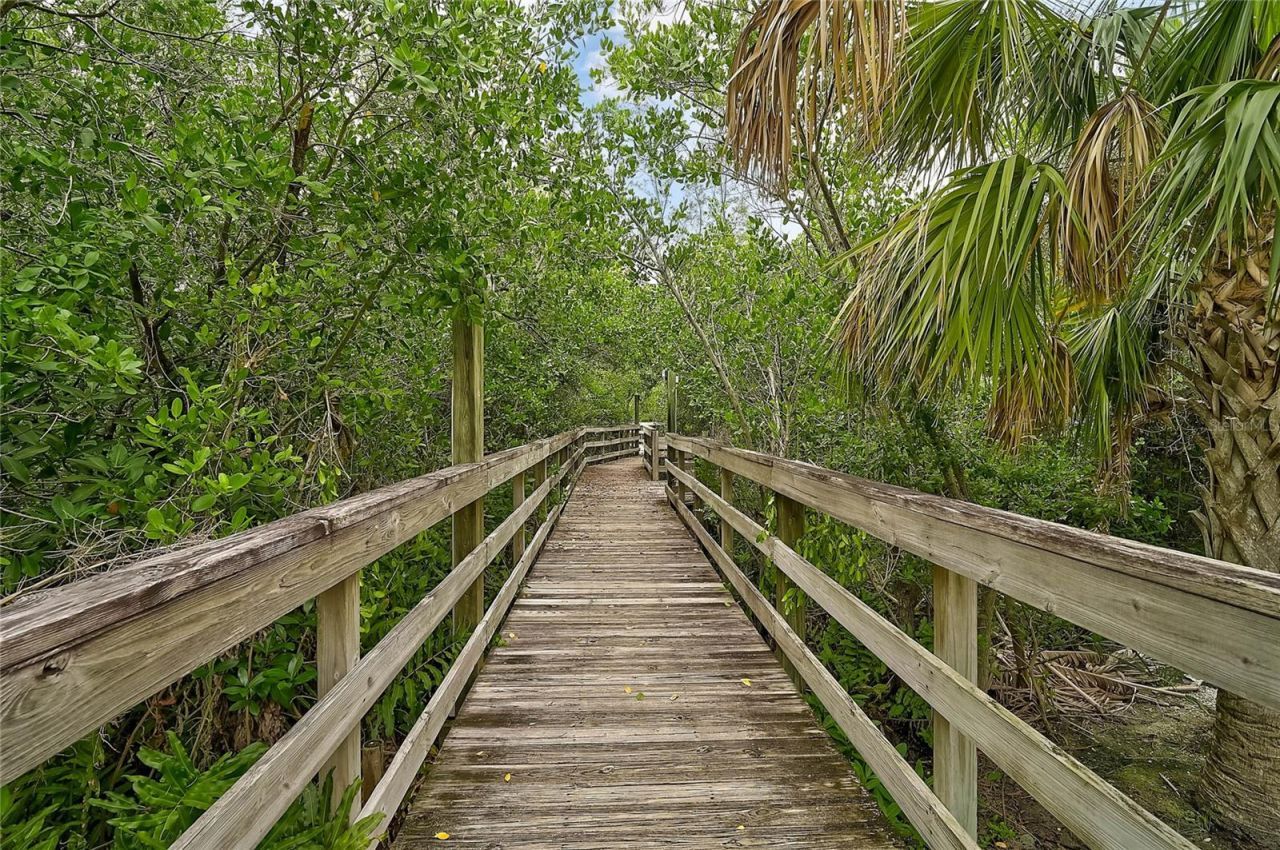 508 Forest Way, Unit 508, Longboat Key, FL 34228 Photo