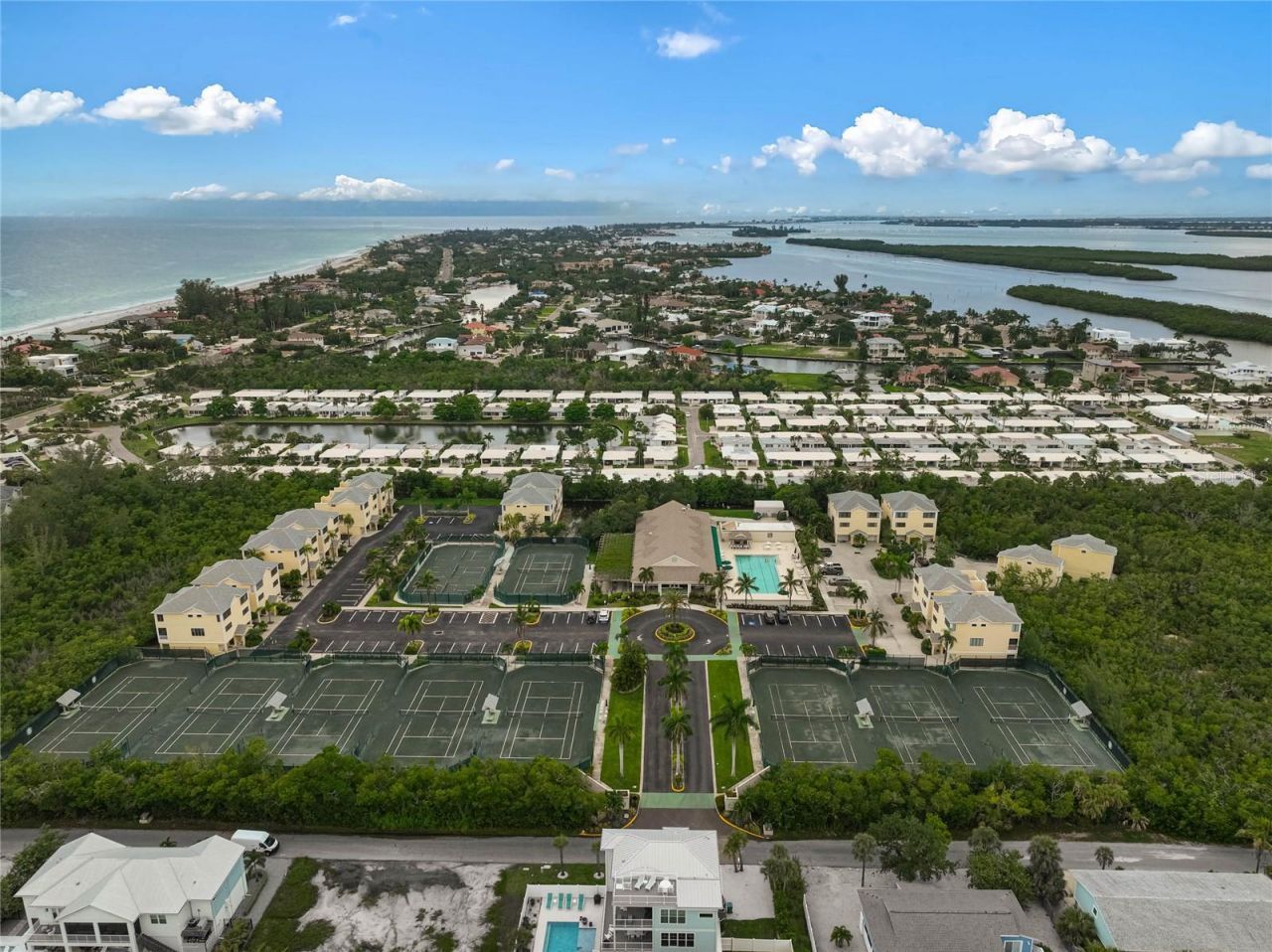 508 Forest Way, Unit 508, Longboat Key, FL 34228 Photo