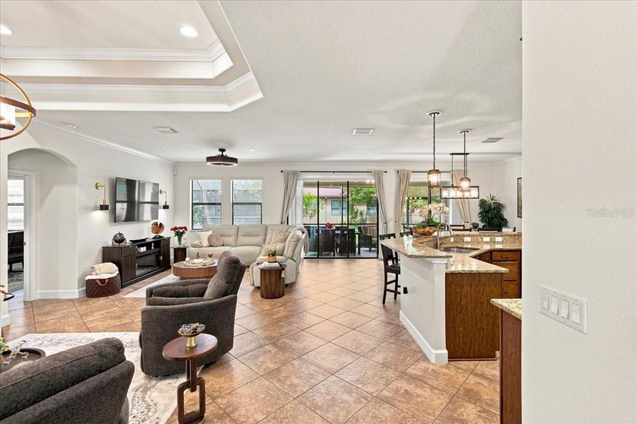 4508 Grand Lakeside Drive E, Palm Harbor, FL 34684 Photo