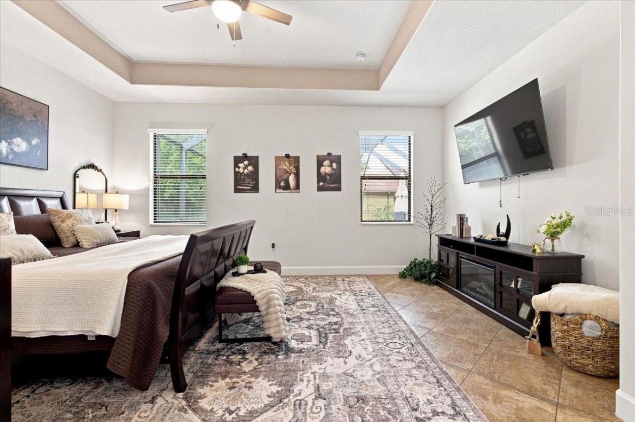 4508 Grand Lakeside Drive E, Palm Harbor, FL 34684 Photo