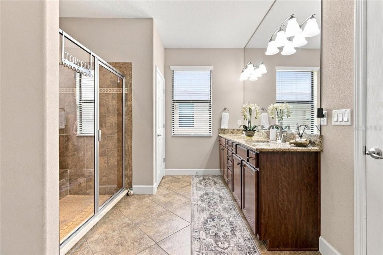 4508 Grand Lakeside Drive E, Palm Harbor, FL 34684 Photo