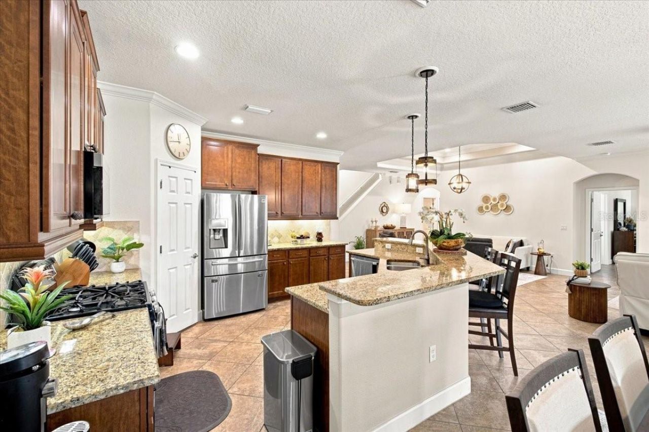 4508 Grand Lakeside Drive E, Palm Harbor, FL 34684 Photo
