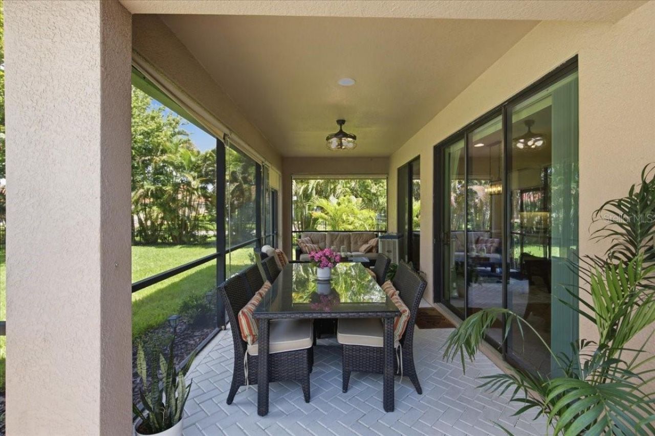 4508 Grand Lakeside Drive E, Palm Harbor, FL 34684 Photo