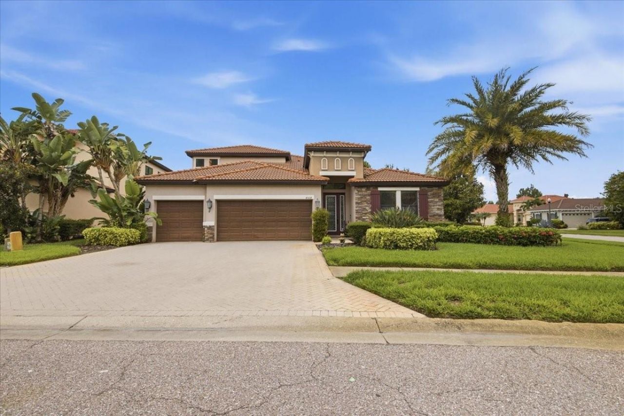 4508 Grand Lakeside Drive E, Palm Harbor, FL 34684 Photo